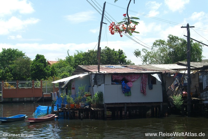 Haus im/am Wasser