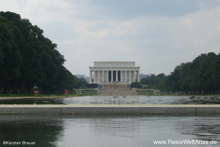 Lincoln Memorial