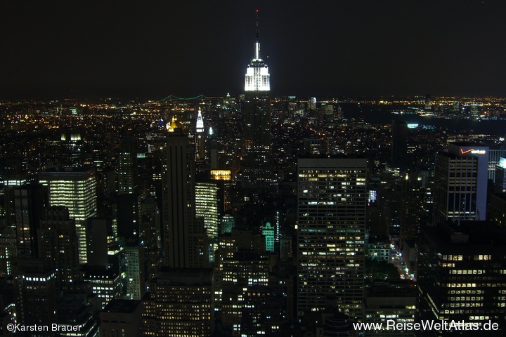 Südmanhatten bei Nacht