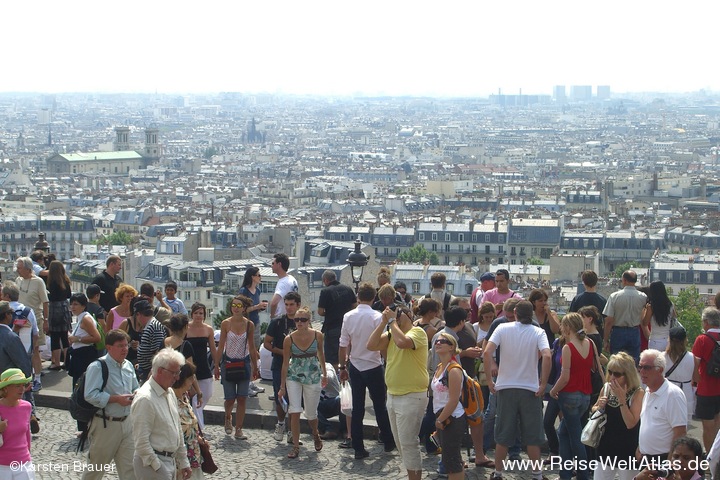 Touristenmassen vor SacrÃ©-CÅ“ur