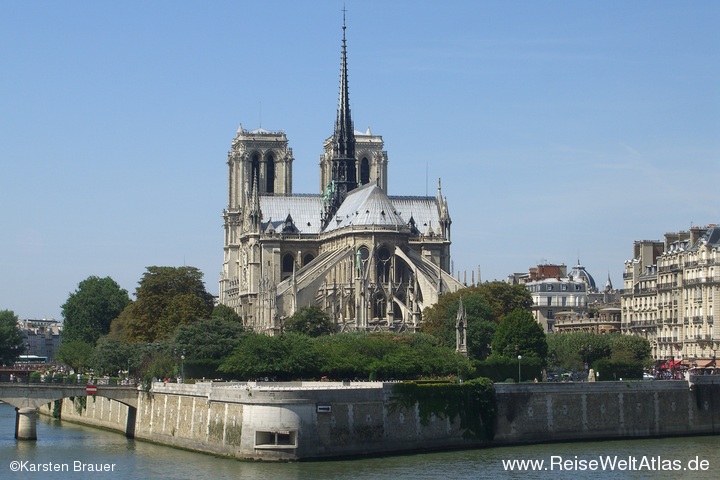 Von Hinten: Notre Dame